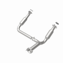 Load image into Gallery viewer, MagnaFlow 07-08 Chevrolet Tahoe 5.3L Direct Fit Converter