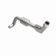 Load image into Gallery viewer, MagnaFlow 04-06 F-150 V8 4.6 OEM Underbody Direct Fit Converter