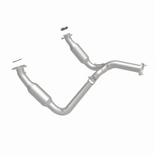 Load image into Gallery viewer, MagnaFlow 07-08 Chevrolet Tahoe 5.3L Direct Fit Converter