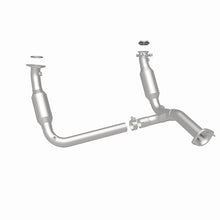 Load image into Gallery viewer, MagnaFlow 07-08 Chevrolet Tahoe 5.3L Direct Fit Converter
