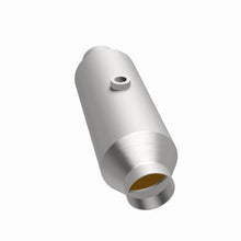Load image into Gallery viewer, MagnaFlow 2.25 1/O2 CA 4in. Spun Universal Converter