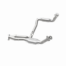 Load image into Gallery viewer, MagnaFlow DF Cat. Conv 02-06 Cadillac Truck. 8 5.3L Dual Conv. Y-Pipe Assy 2wd/Chevy Truck 99-07