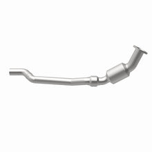 Load image into Gallery viewer, MagnaFlow Direct Fit Catalytic Converter 06-14 Chrysler 300 5.7L