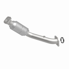 Load image into Gallery viewer, MagnaFlow Direct Fit Catalytic Converter CORVETTE 05-07 6.0L OEM