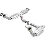 MagnaFlow DF Cat. Conv 02-06 Cadillac Truck. 8 5.3L Dual Conv. Y-Pipe Assy 2wd/Chevy Truck 99-07