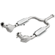 Load image into Gallery viewer, MagnaFlow Direct Fit Catalytic Converter 01-04 Ford Mustang 3.8L CA