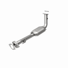 Load image into Gallery viewer, MagnaFlow Direct Fit Catalytic Conv 02-06 Cadillac Escalade / 02-06 GM Yukon (Inc Denali) 6.0L P/S