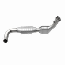 Load image into Gallery viewer, MagnaFlow Direct Fit Catalytic Converter 97 Ford F-150 5.4L (California)