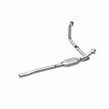 Load image into Gallery viewer, MagnaFlow Direct Fit Catalytic Converter 02-03 Dodge Ram 1500 Pickup 4.7L 4WD