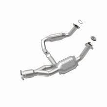 Load image into Gallery viewer, MagnaFlow Direct Fit Catalytic Converter 06-09 TB/Envoy 5.3/6.0 OEM