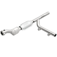 MagnaFlow Direct Fit Catalytic Converter 97-98 Ford Trucks 4.6L