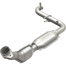 Load image into Gallery viewer, MagnaFlow Direct Fit Catalytic Converter 01 Ford Lightning 5.4L