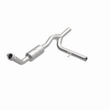 Load image into Gallery viewer, MagnaFlow Direct Fit Catalytic Converter F-150 04-06 8 4.6L