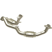 Load image into Gallery viewer, MagnaFlow Direct Fit Catalytic Converter 96-99 Ford Taurus3.0L 50S