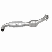 Load image into Gallery viewer, MagnaFlow Direct Fit Catalytic Converter 01-04 Ford F-150 4.2L 2wd