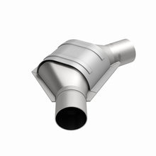 Load image into Gallery viewer, MagnaFlow Universal Catalytic Converter 2.50inch Angled Inlet/Outlet