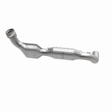 Load image into Gallery viewer, MagnaFlow Direct Fit Catalytic Converter 01 Ford Trucks 5.4L