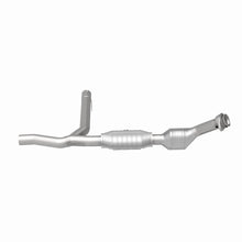 Load image into Gallery viewer, MagnaFlow Direct Fit Catalytic Converter 00-01 Ford F-150 4.6L 2wd