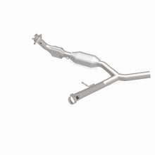 Load image into Gallery viewer, MagnaFlow Direct Fit Catalytic Converter 04-06 F-150 5.4 2WD P/S 49S