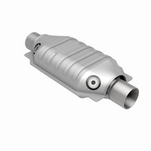 Load image into Gallery viewer, MagnaFlow Universal Catalytic Converter 2.5 Dual O2 Boss