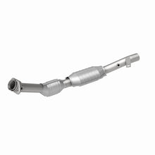 Load image into Gallery viewer, MagnaFlow Direct Fit Catalytic Converter 01 Ford Lightning Passenger Side