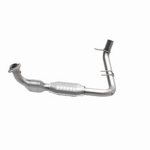 Load image into Gallery viewer, MagnaFlow Direct Fit Catalytic Converter 97-98 Ford Trucks 5.4L