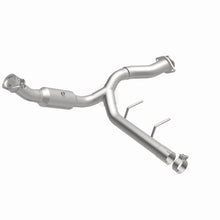 Load image into Gallery viewer, MagnaFlow Right Side Direct Fit Catalytic Converter 15-17 Ford F-150 5.0L