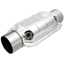 Load image into Gallery viewer, MagnaFlow Universal Catalytic Converter 3 W/Dual O2 Boss