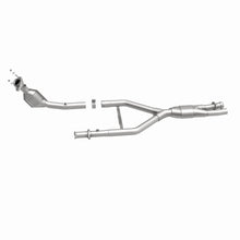 Load image into Gallery viewer, MagnaFlow Direct Fit Catalytic Converter 96-98 Lincoln Mark VIII 4.6L