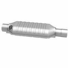 Load image into Gallery viewer, MagnaFlow Universal Catalytic Converter 2.5 Single O2 Boss