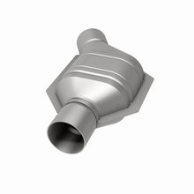 Load image into Gallery viewer, MagnaFlow Universal Catalytic Converter 2.25inch Angled Inlet 50 Sta