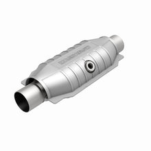Load image into Gallery viewer, MagnaFlow Universal Catalytic Converter 2.25 Rear
