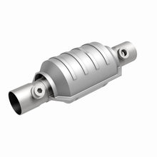 Load image into Gallery viewer, MagnaFlow Universal Catalytic Converter 1.75 Dual O2 Boss