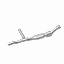 Load image into Gallery viewer, MagnaFlow Direct Fit Catalytic Converter 01-03 Ford F150 5.4L Passenger Side