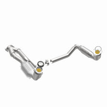 Load image into Gallery viewer, MagnaFlow DF Cat Conv Chevy/GMC Avalanche/Sierra/Silverado/Suburban/Yukon XL 1500 / Tahoe/Yukon 5.3L