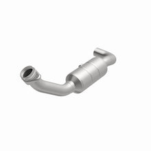 Load image into Gallery viewer, MagnaFlow Direct Fit Catalytic Converter F-150 04-06 8 4.6L OEM