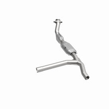 Load image into Gallery viewer, MagnaFlow Direct Fit Catalytic Converter 00-01 Ford F-150 4.6L 2wd