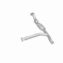 Load image into Gallery viewer, MagnaFlow Direct Fit Catalytic Converter 97-98 Ford Trucks 4.6L