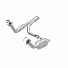 Load image into Gallery viewer, MagnaFlow Direct Fit Catalytic Converter 06-09 TB/Envoy 5.3/6.0 OEM