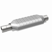 Load image into Gallery viewer, MagnaFlow Universal Catalytic Converter 2.5 Single O2 Boss