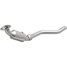 Load image into Gallery viewer, MagnaFlow Direct Fit Catalytic Converter 05-06 300/Magnum 5. OEM