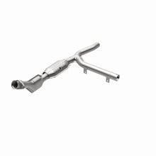 Load image into Gallery viewer, MagnaFlow Direct Fit Catalytic Converter Ford 02-04 F-150 4.2L