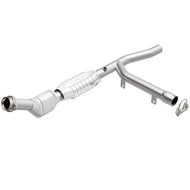 MagnaFlow Direct Fit Catalytic Converter 97-98 F150/F250 4.2L 2Wd Pa