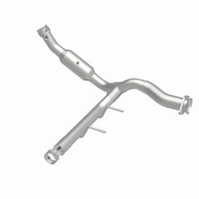 Load image into Gallery viewer, MagnaFlow Right Side Direct Fit Catalytic Converter 15-17 Ford F-150 5.0L