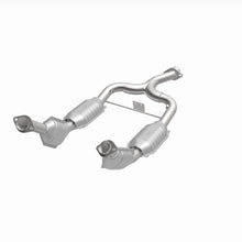 Load image into Gallery viewer, MagnaFlow Direct Fit Catalytic Converter 94-95 Ford Mustang 3.8L Tier 1 (California)