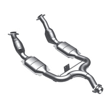 Load image into Gallery viewer, MagnaFlow Direct Fit Catalytic Converter 94-95 Ford Mustang 3.8L Tier 1 (California)