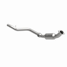 Load image into Gallery viewer, MagnaFlow DF Catalytic Conv 05-07 Chrysler 300 D/S / 06-07 Dodge Charger D/S / 05-07 Magnum D/S