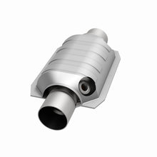 Load image into Gallery viewer, MagnaFlow Universal Catalytic Converter 3 W/Dual O2 Boss