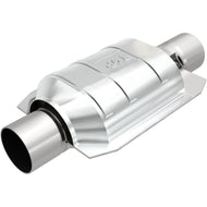 MagnaFlow Universal Catalytic Converter 2 W/Single O2 Boss