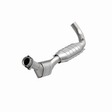 Load image into Gallery viewer, MagnaFlow Direct Fit Catalytic Converter 97-98 Ford F-150 Pickup 4.2L D/S 4WD (49 State)